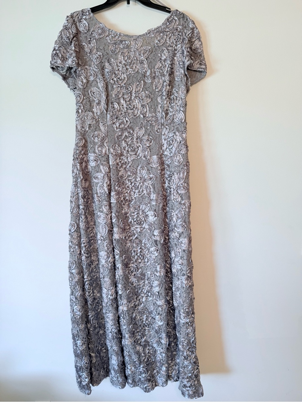 ALEX EVENINGS Rosette A-Line Gown in Silver